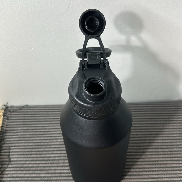 Tal  water bottle - Picture 5 of 6